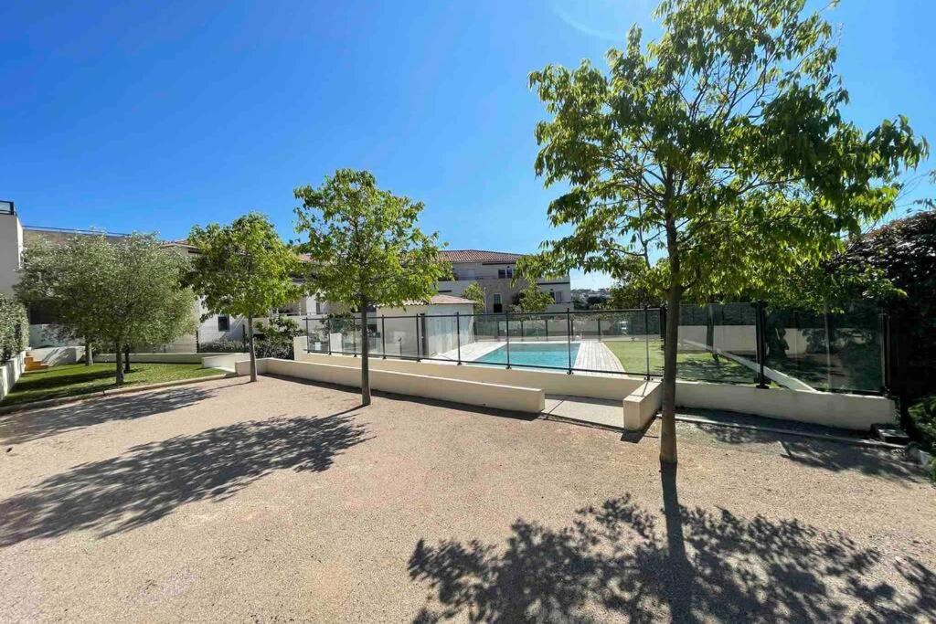 Appartement Piscine Terasse Gym Sauna Balneo แซ็งต์-แมกซีม ภายนอก รูปภาพ
